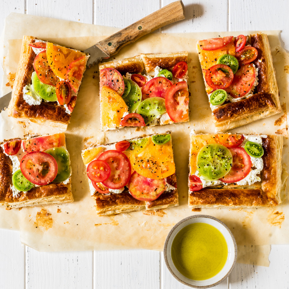 tomato on toast platter