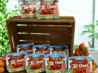 Tomato packs in a produce department